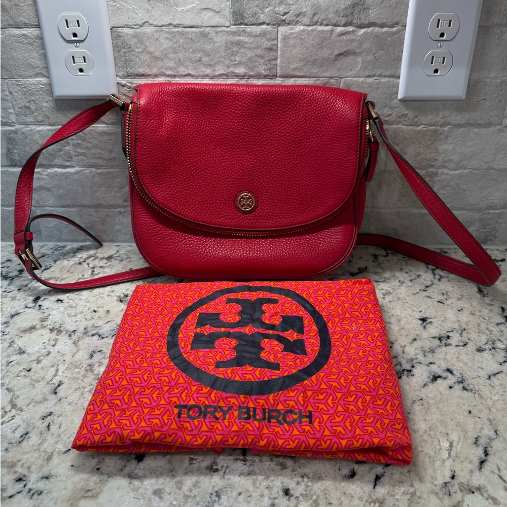 DoctorMum’s Live Show Deals on Lux & Designer Bags & More! - Picture 10 of 16